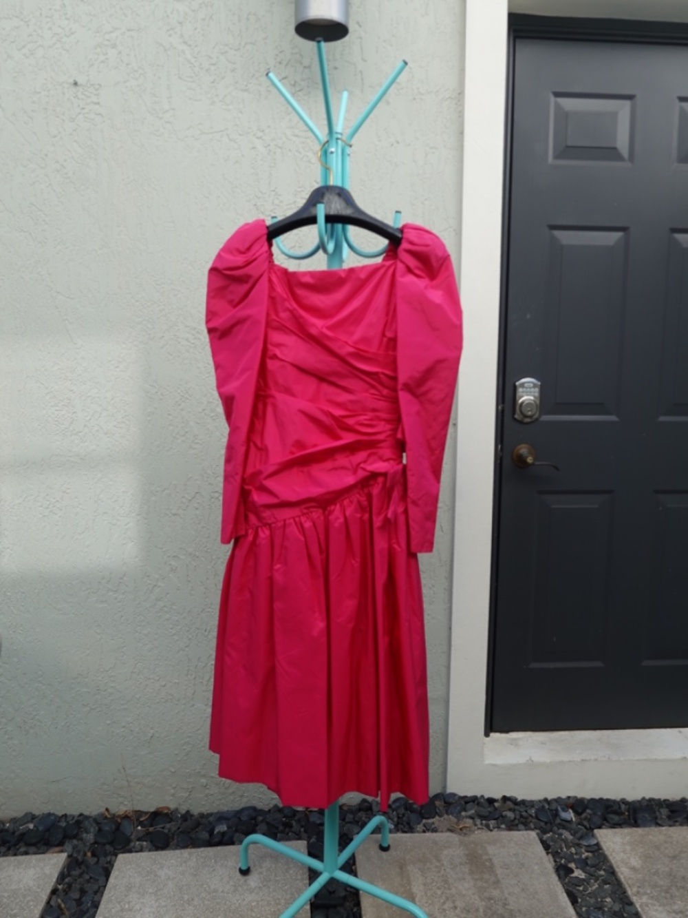 Scaasi Boutique Deep Pink evening dress size 6 - Picture 4 of 8